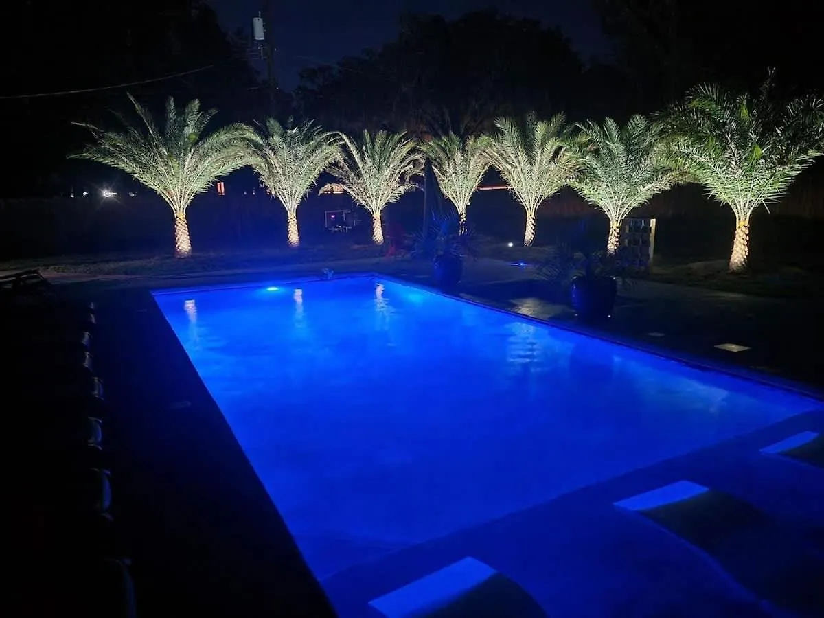 Holiday home Spacious Retreat With Pool - 15 Min To Downtown Savannah
